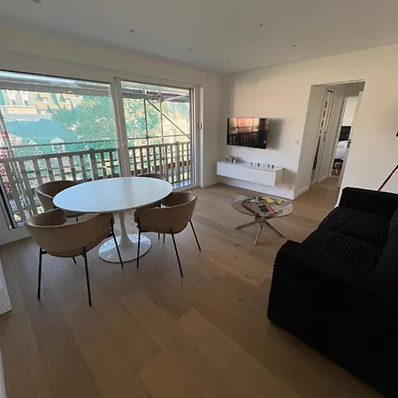 Chez Huguette A Апартаменты