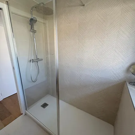 Апартаменты Chez Huguette A *