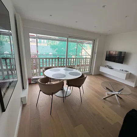 Chez Huguette A Апартаменты Довиль