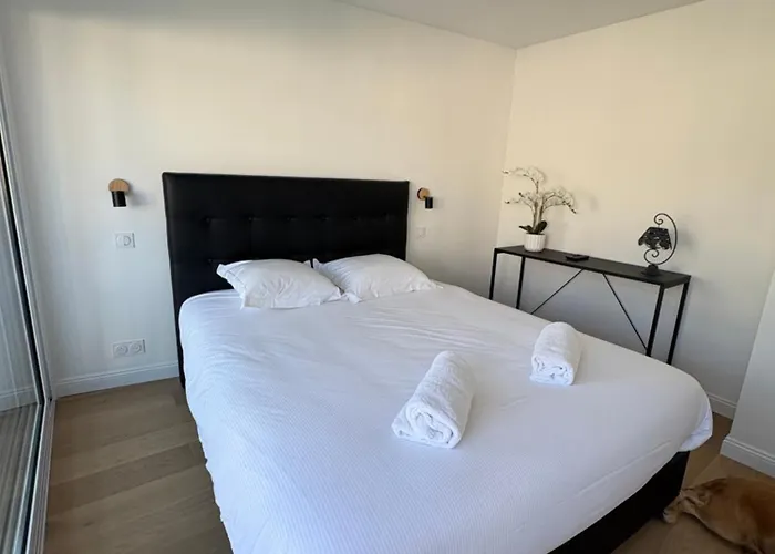 Chez Huguette A Апартаменты Довиль