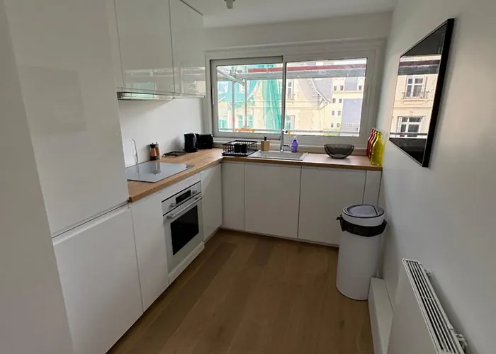 Chez Huguette A Апартаменты Довиль